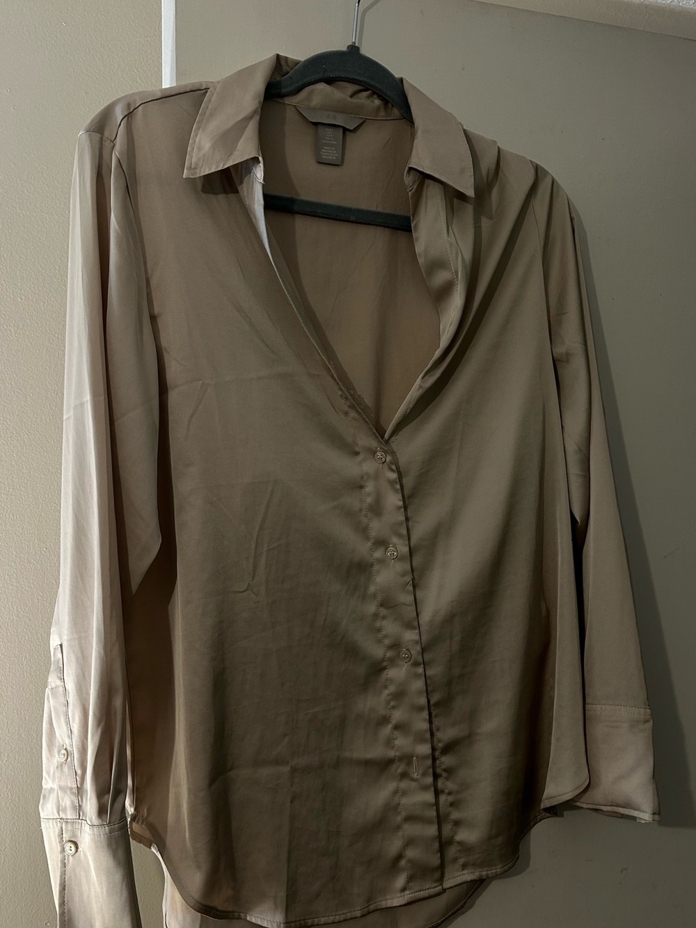 H&M Women's Button-Down Blouse in Taupe Beige